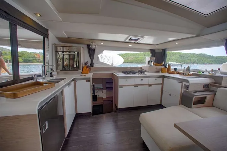 Charter Yacht EUPHORIA - Fountaine Pajot Elba 45 - 4 Cabins - Costa Rica