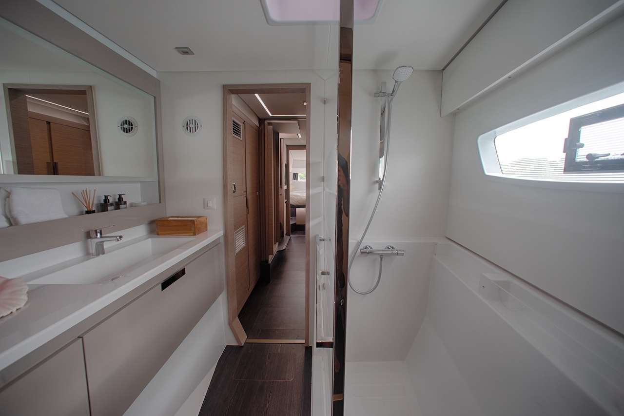 Charter Yacht EUPHORIA - Fountaine Pajot Elba 45 - 4 Cabins - Costa Rica