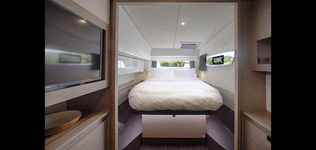 Charter Yacht EUPHORIA - Fountaine Pajot Elba 45 - 4 Cabins - Costa Rica