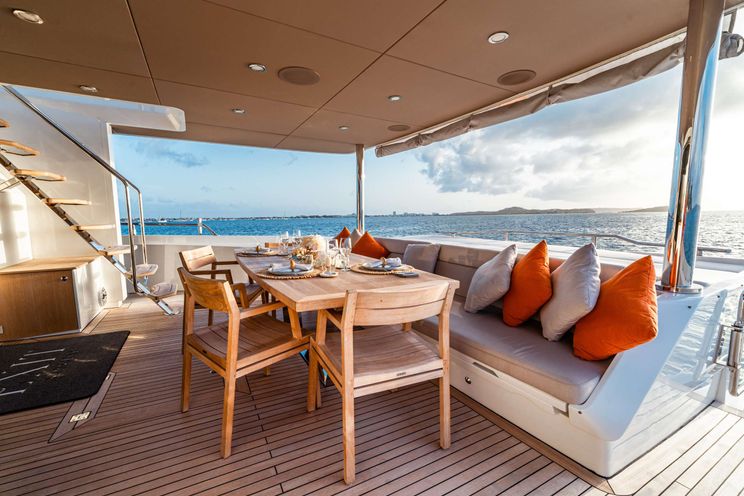 Charter Yacht EXIT STRATEGY - Numarine 26 XP - 4 Cabins - Nassau - Exumas - Bahamas