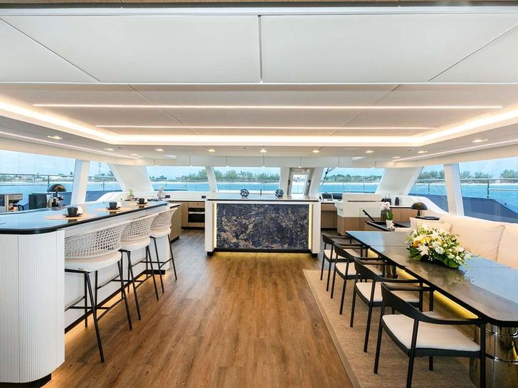 BLESSED Sunreef 80 Power - main saloon BLESSED Sunreef 80 Power - main saloon