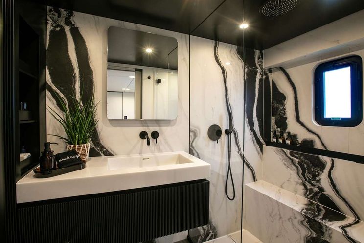 Charter Yacht BLESSED - Sunreef 80 Power - 5 Cabins - Tortola - Anegada - Virgin Gorda - British Virgin Islands - Caribbean