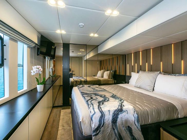 BLESSED Sunreef 80 Power - VIP cabin BLESSED Sunreef 80 Power - VIP cabin