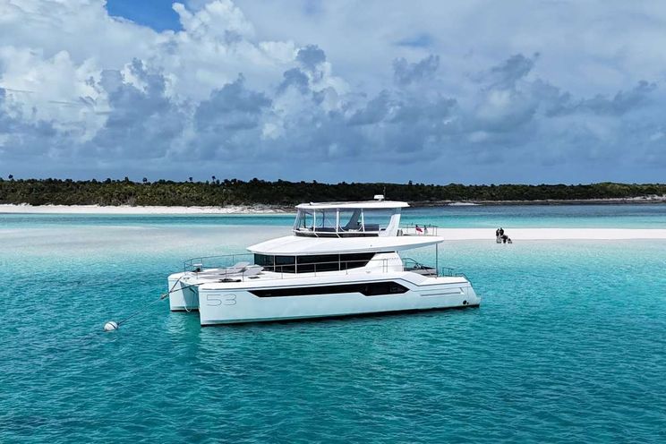 Charter Yacht BRU SEA - Leopard 53 - 3 Cabins - Nassau - Exumas - Bahamas