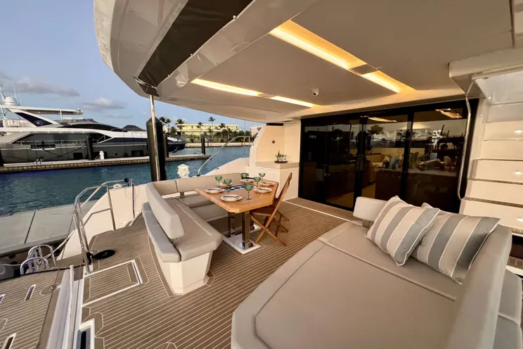 Charter Yacht BRU SEA - Leopard 53 - 3 Cabins - Nassau - Exumas - Bahamas