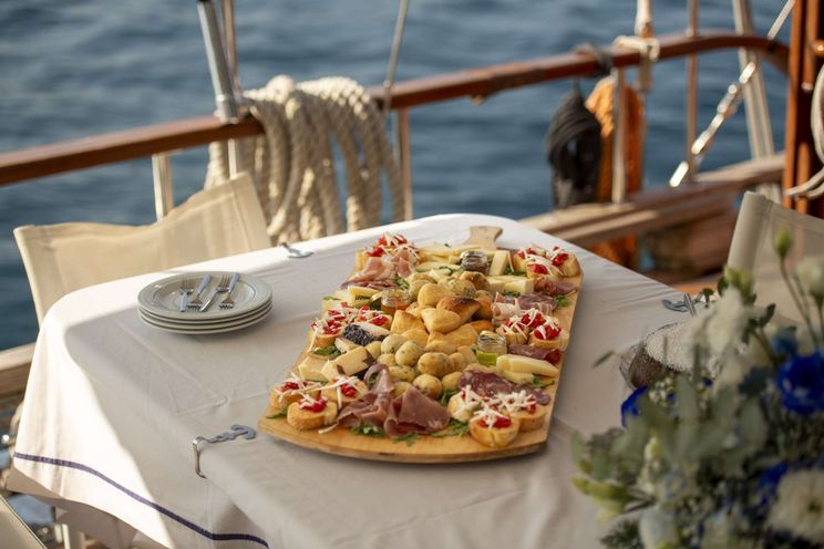 Charter Yacht MARIA GIOVANNA - Custom Gulet 24m - 6 Cabins - Italy - Naples - Aeolian Islands