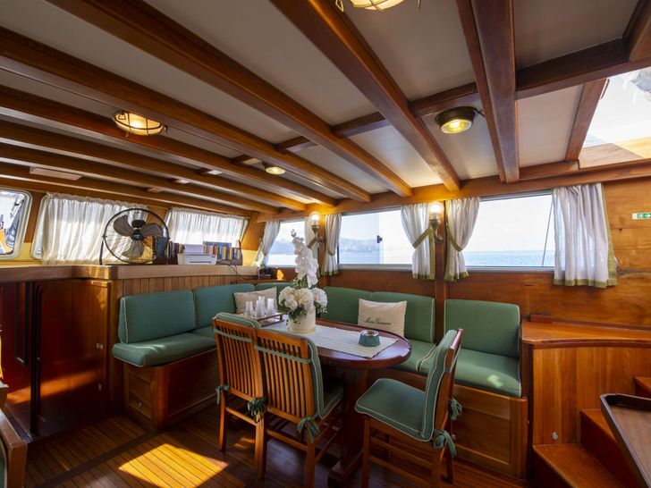 MARIA GIOVANNA - Main saloon MARIA GIOVANNA - Main saloon