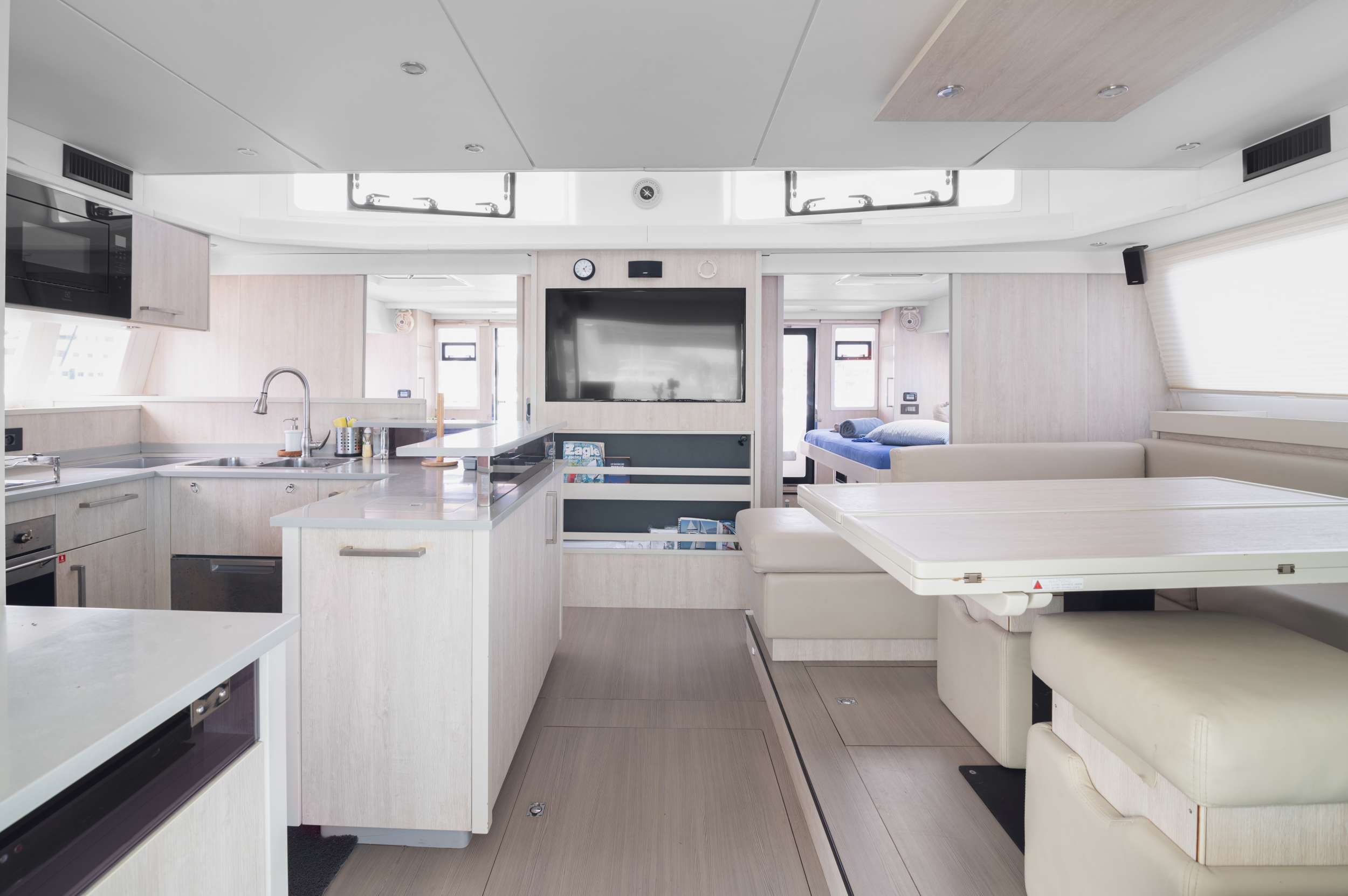 Charter Yacht BETWEEN - Leopard 58 - 2018 - Seychelles - Mahe - Praslin