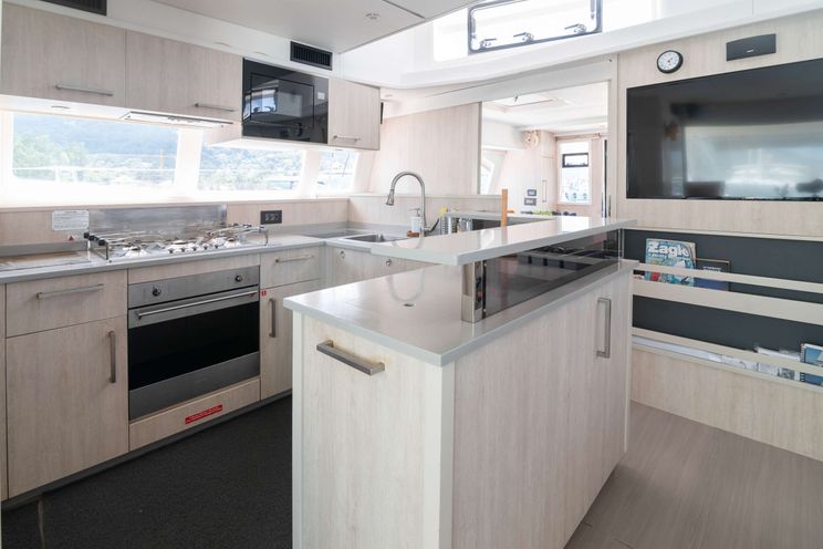 Charter Yacht BETWEEN - Leopard 58 - 2018 - Seychelles - Mahe - Praslin