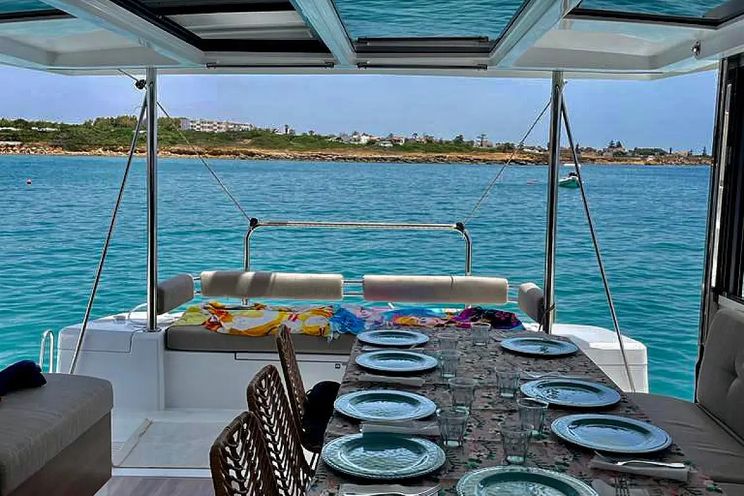 Charter Yacht SATISFACTION - Bali 4.2 - 4 Cabins - Salerno - Capri - Positano - Amalfi Coast - Italy