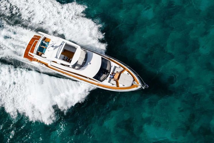 Charter Yacht APOLLO - Sunseeker Manhattan 86 - 4 Cabins - Split - Dubrovnik - Hvar - Croatia