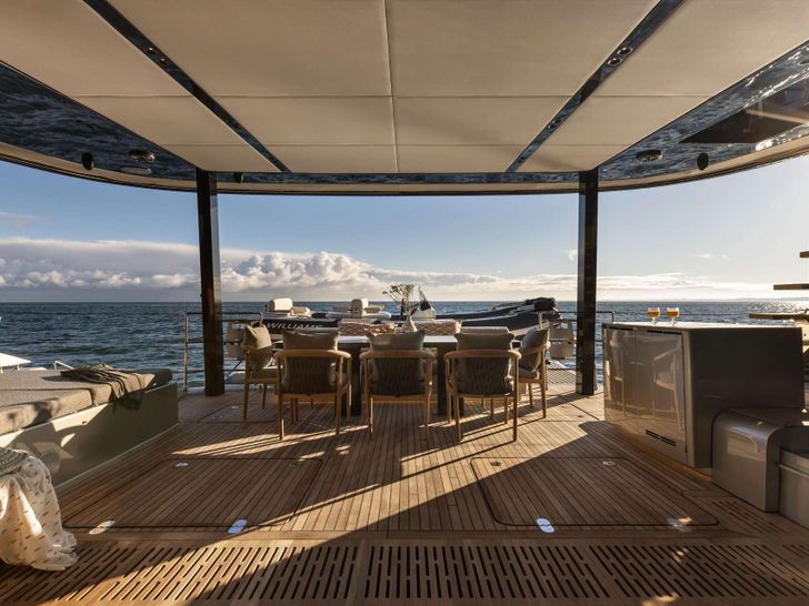 OTOCTONE Sunreef 80 - aft deck OTOCTONE Sunreef 80 - aft deck