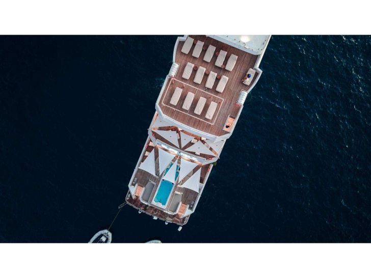 WHITE PEARL Custom Yacht 56m - aerial shot aft WHITE PEARL Custom Yacht 56m - aerial shot aft