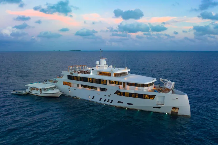 Charter Yacht WHITE PEARL - Custom Yacht 56m - 13 Cabins - Male - Maldives - Indian Ocean - Southeast Asia