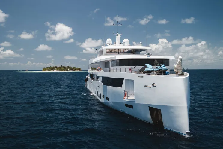 Charter Yacht WHITE PEARL - Custom Yacht 56m - 13 Cabins - Male - Maldives - Indian Ocean - Southeast Asia