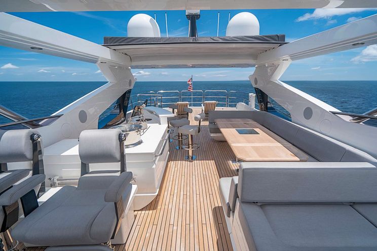 Charter Yacht QUANTUM - Sunseeker 92 - 5 Cabins - Split - Dubrovnik - Hvar - Croatia