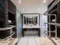 QUANTUM Sunseeker 92 master cabin bathroom