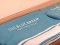 THE BLUE DREAM Fountaine Pajot 67 - towels THE BLUE DREAM Fountaine Pajot 67 - towels