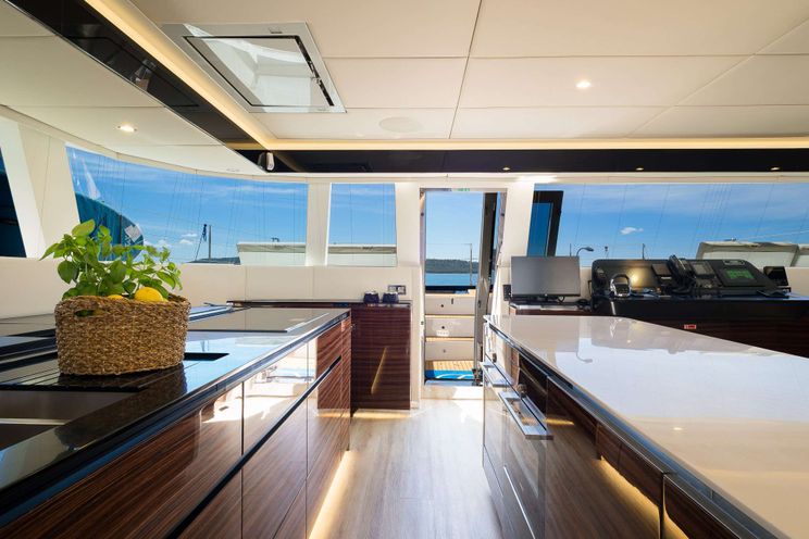 Charter Yacht DESSUS - Sunreef 60 - 4 Cabins - Split - Dubrovnik - Hvar - Croatia