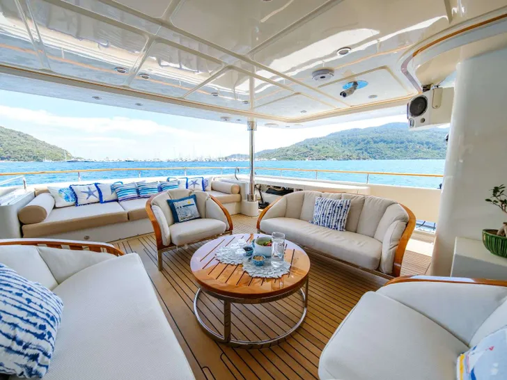 POLARIS CRN Ancona 43 - aft lounge POLARIS CRN Ancona 43 - aft lounge