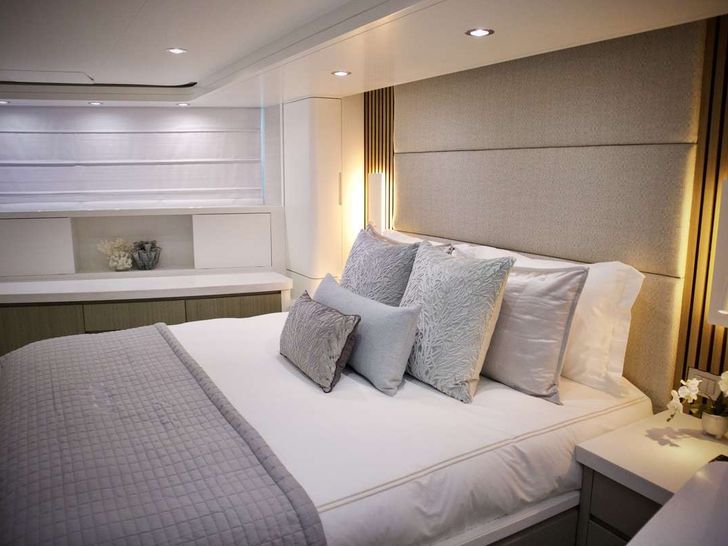 DADDY Sanlorenzo SL108 VIP cabin 1 DADDY Sanlorenzo SL108 VIP cabin 1