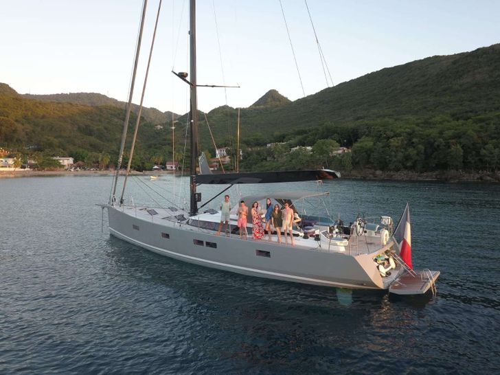 MAHINA 3 CNB Bordeaux 21m - anchored with the guests MAHINA 3 CNB Bordeaux 21m - anchored with the guests