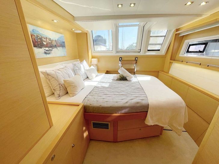 DO MORE Lagoon 620 - VIP cabin 1 DO MORE Lagoon 620 - VIP cabin 1