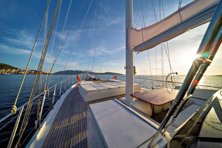 Charter Yacht S4 - Custom Gulet Motor Sailor 35m - 5 Cabins - Bodrum - Marmaris - Gocek - Turkey