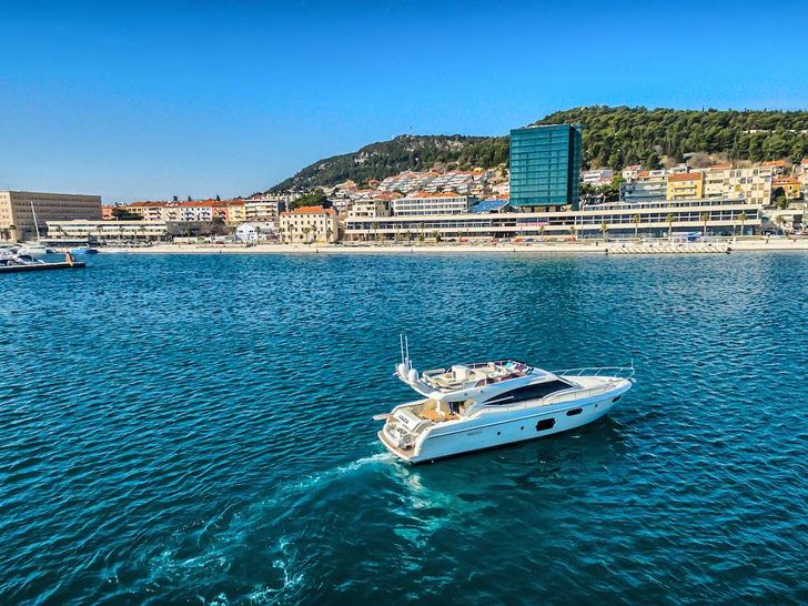 KIMON Ferretti 620 - cruising KIMON Ferretti 620 - cruising