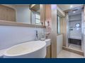 KIMON Ferretti 620 VIP cabin bathroom