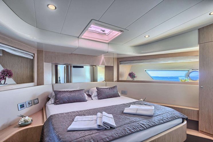 Charter Yacht KIMON - Ferretti 620 - 3 Cabins - Split - Dubrovnik - Hvar - Croatia