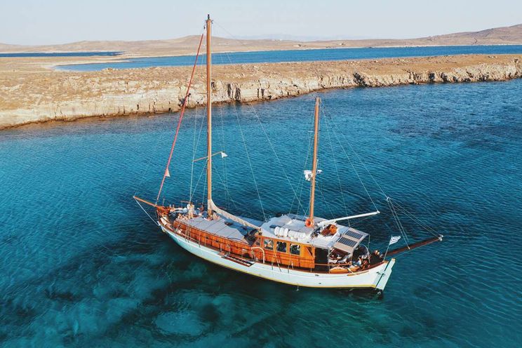 Charter Yacht SEATZEN - Psaros 21m - 4 Cabins - Mykonos - Athens - Paros - Cyclades - Greece