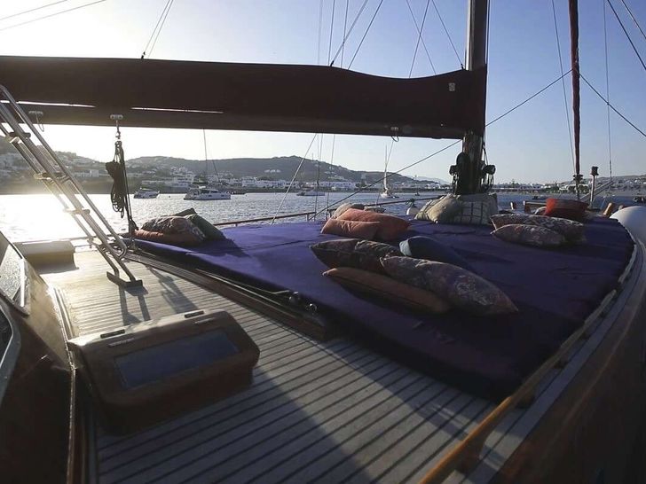 SEATZEN Psaros 21m - foredeck SEATZEN Psaros 21m - foredeck