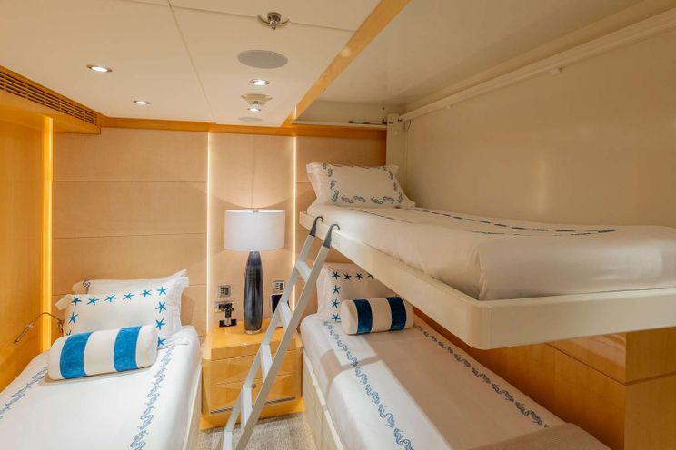 Charter Yacht SOUTH - Heesen 55m - 6 Cabins - Nassau - Exumas - Bahamas