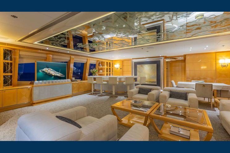 Charter Yacht SOUTH - Heesen 55m - 6 Cabins - Nassau - Exumas - Bahamas