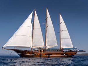 THALASSA - Custom Gulet 36m - 10 Cabins - Athens - Mykonos - Paros - Cyclades - Greece THALASSA - Custom Gulet 36m - 10 Cabins - Athens - Mykonos - Paros - Cyclades - Greece