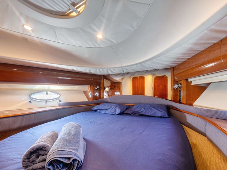 EVENIA - Pincess UK 65 - double cabin 2 EVENIA - Pincess UK 65 - double cabin 2