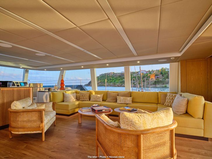 THE IDLER - Saloon THE IDLER - Saloon