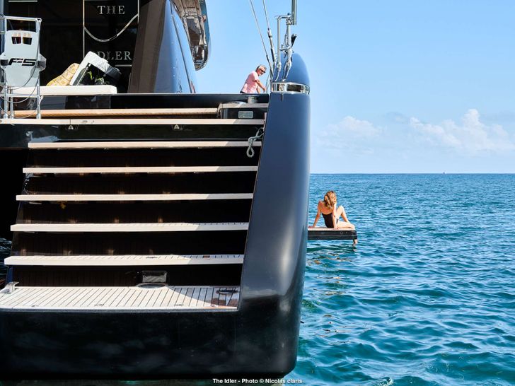 THE IDLER - Exterior THE IDLER - Exterior