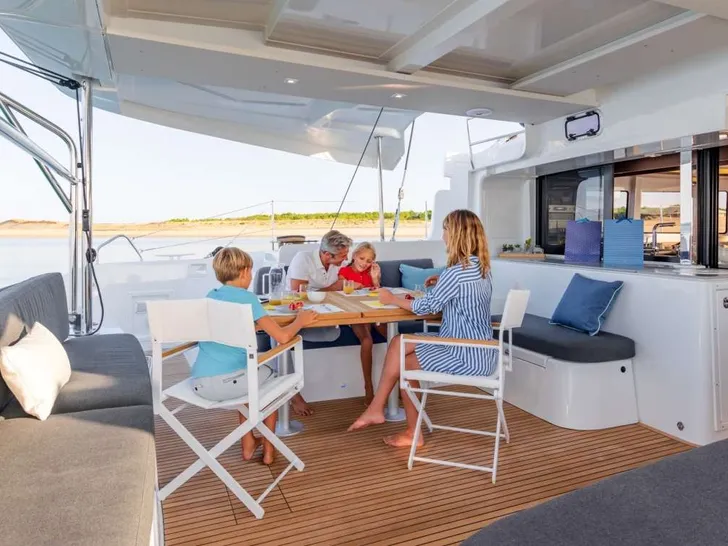 YOFF Lagoon 46 - aft deck YOFF Lagoon 46 - aft deck