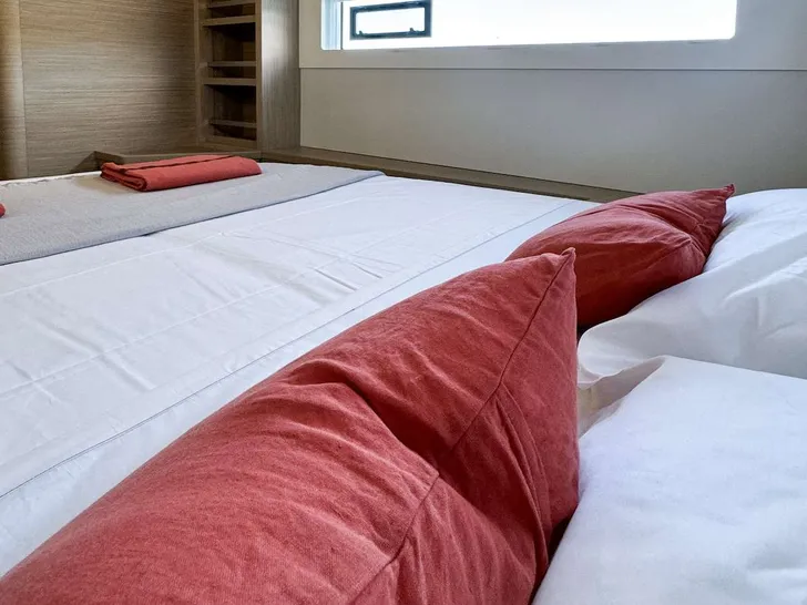 YOFF Lagoon 46 - cabin 2 YOFF Lagoon 46 - cabin 2