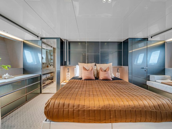 MAVE Sanlorenzo SX88 - master cabin MAVE Sanlorenzo SX88 - master cabin