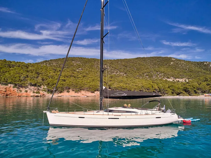 SHOOTING STAR Gianetti 65 - anchored side profile SHOOTING STAR Gianetti 65 - anchored side profile