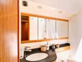 SHOOTING STAR Gianetti 65 - master cabin bathroom SHOOTING STAR Gianetti 65 - master cabin bathroom