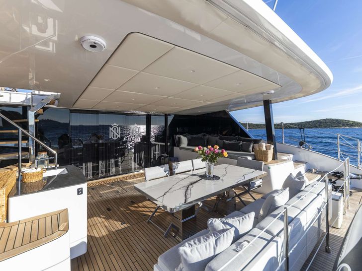 MR SI Sunreef 60 - aft deck MR SI Sunreef 60 - aft deck
