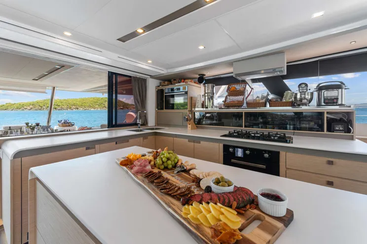 Charter Yacht HOURGLASS - Fountaine Pajot Samana 59 - 4 Cabins - Tortola - Anegada - Virgin Gorda - BVI - Caribbean