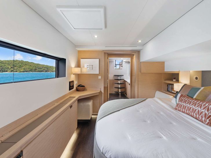 Hourglass,Fountaine Pajot Samana 59Master Hourglass,Fountaine Pajot Samana 59Master