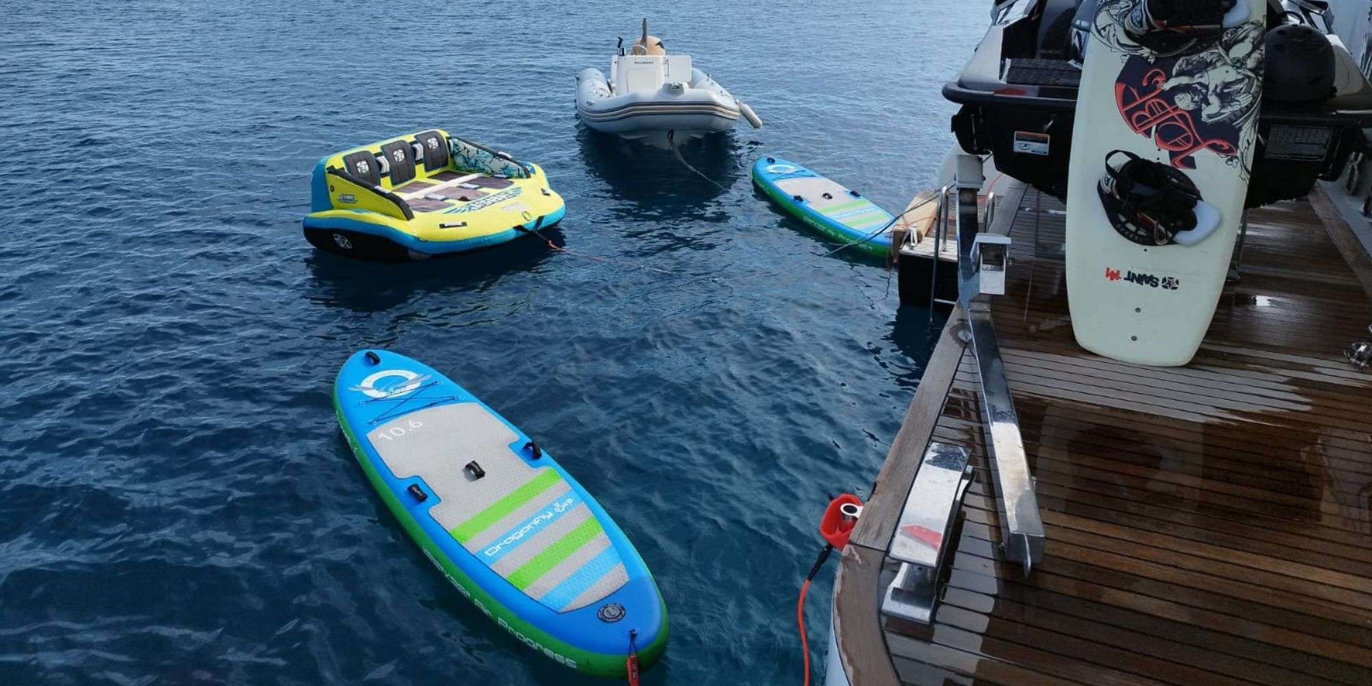 HOUBARA Sunreef 82 DD - water toys