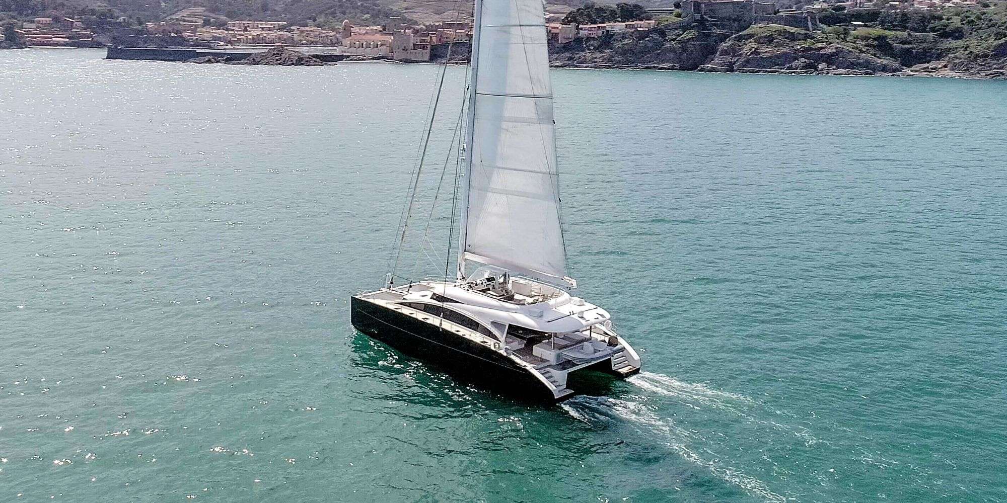 HOUBARA Sunreef 82 DD - cruising