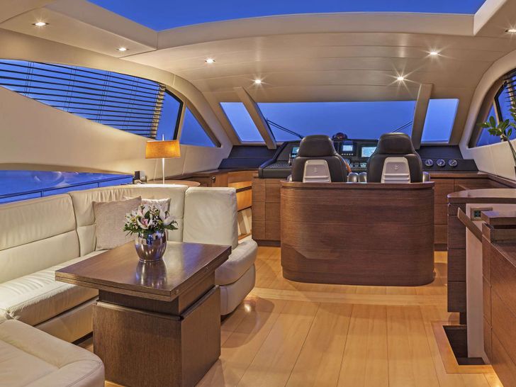 DUNE Alfamarine 72,saloon DUNE Alfamarine 72,saloon